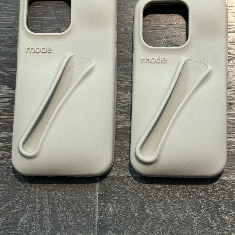 rhode case hailey bieber - Picture 3 of 3